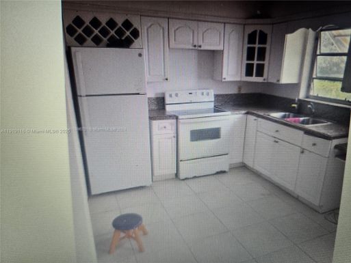 1836 Arthur St # 8, Hollywood FL 33020