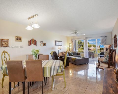 9401 Sunrise Lakes Blvd # 302, Sunrise FL 33322