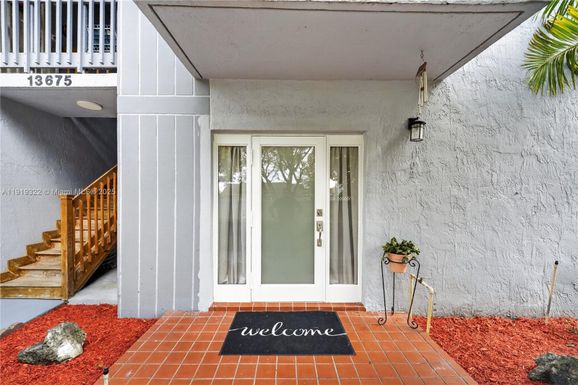 13675 SW 62nd St # 3, Miami FL 33183