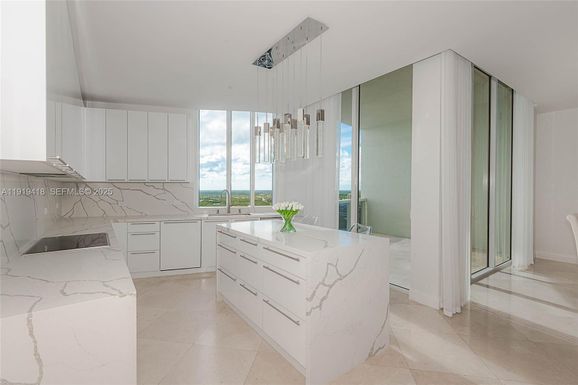 16001 Collins Ave # 4104, Sunny Isles Beach FL 33160