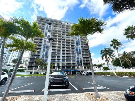 3031 N Ocean Blvd # 303, Fort Lauderdale FL 33308