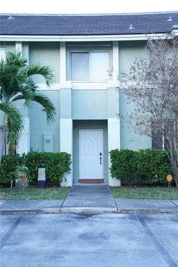 159 Hidden Ct Rd, Hollywood FL 33023