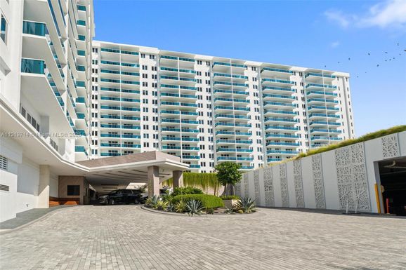 2301 Collins Ave # 802, Miami Beach FL 33139