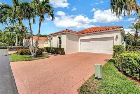 3951 Redondo Ct, Boca Raton FL 33487