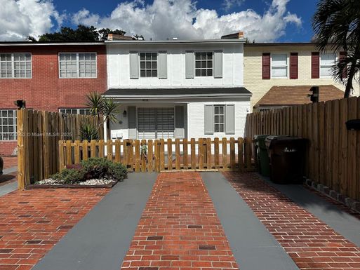 6915 W 16th Dr, Hialeah FL 33014