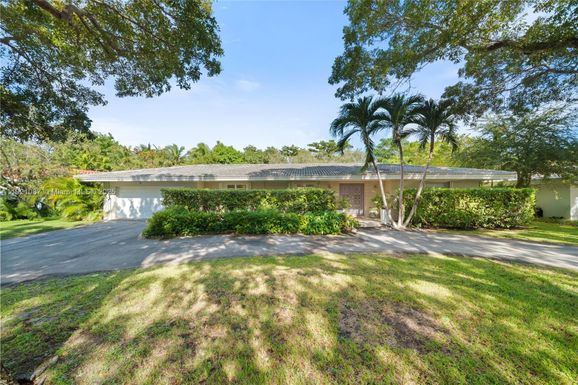 341 Island Dr, Key Biscayne FL 33149