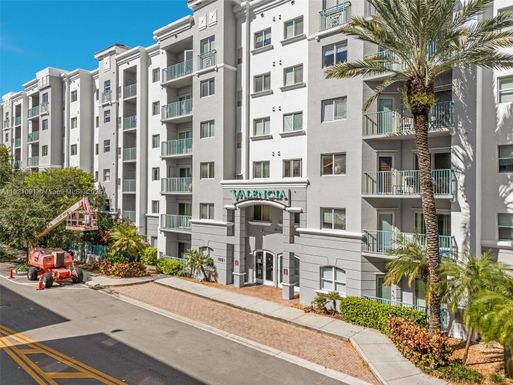 6001 SW 70th St # 643, South Miami FL 33143