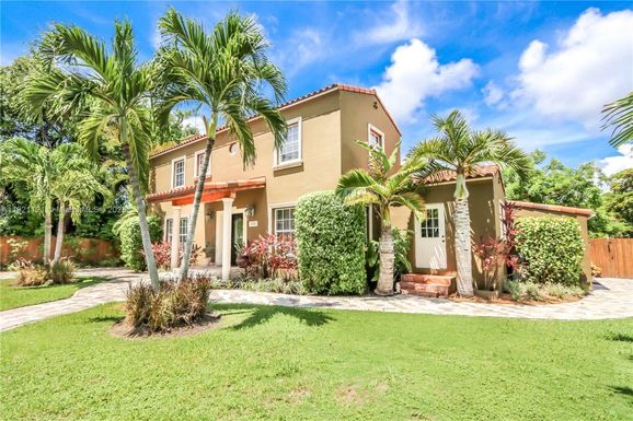 1700 SW 14th Ave, Miami FL 33145