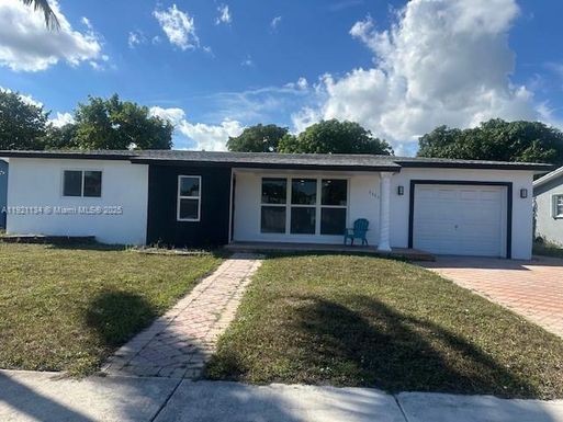 2220 SW 67th Way, Miramar FL 33023