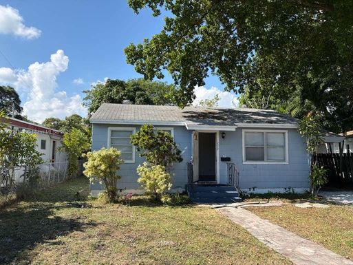 1229 NE 3rd Ave, Fort Lauderdale FL 33304