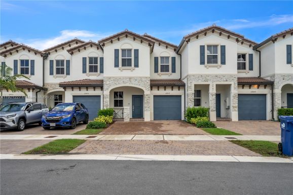 12917 NW 23rd Pl, Miami FL 33167