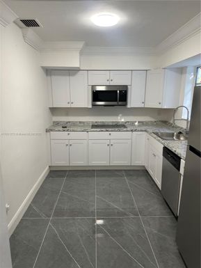 102 NE 122nd St # 0, North Miami FL 33161