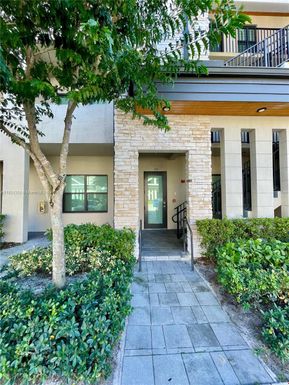 7805 NW 104th Ave # 5, Doral FL 33178