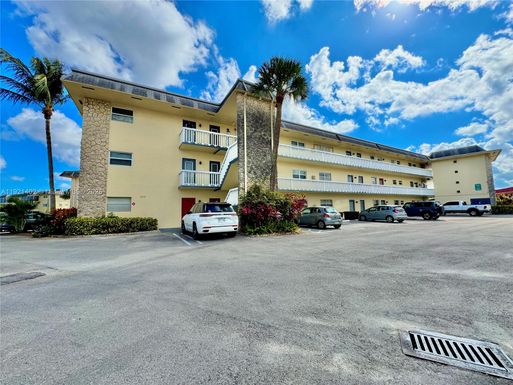 4431 NW 16th St # H104, Lauderhill FL 33313