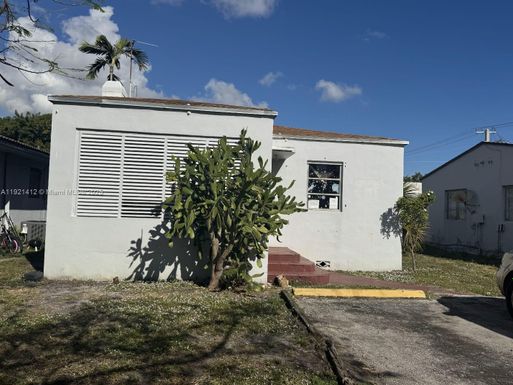 1911 Taylor St, Hollywood FL 33020