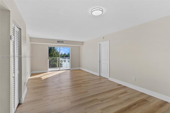 8240 SW 210th St # 302, Cutler Bay FL 33189