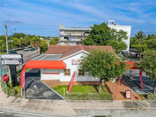 7101 SW 8th St, Miami FL 33144