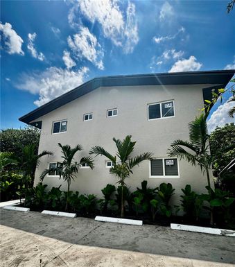 1460 SW 24th Ct # 1, Fort Lauderdale FL 33315