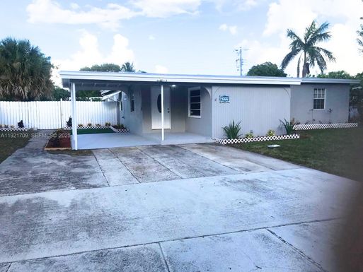 4500 NE 14th Ave, Pompano Beach FL 33064