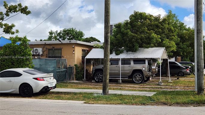 2895 SW 23rd Ter, Miami FL 33145