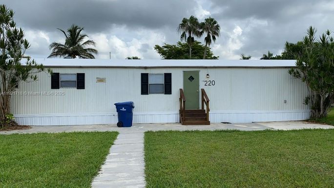 35250 SW 177th Ct #220, Homestead FL 33034