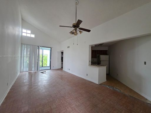 210 Lake Pointe Dr # 304, Oakland Park FL 33309