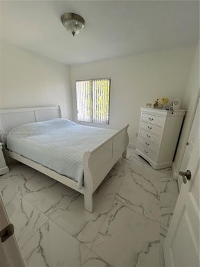 16620 SW 101st Ter # 01, Miami FL 33196