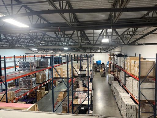 6304 NW 97th # 8, Doral FL 33174