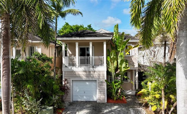 3121 SE 2nd Dr, Homestead FL 33033