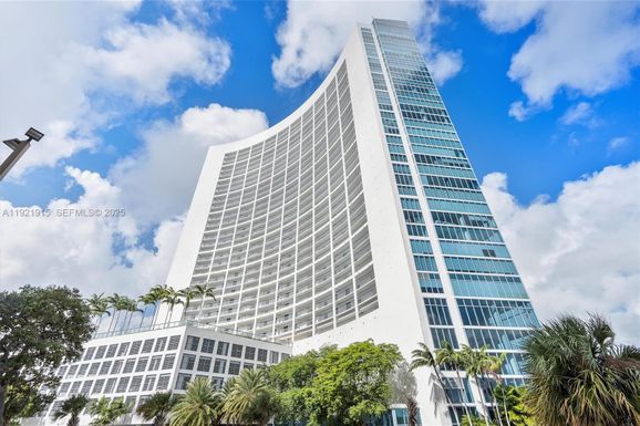 601 NE 36th St # 1310, Miami FL 33137