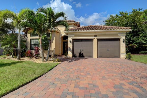 8181 Banpo Bridge Way, Delray Beach FL 33446