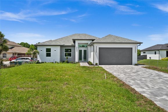 3631 68Th AVE NE, Naples FL 34120