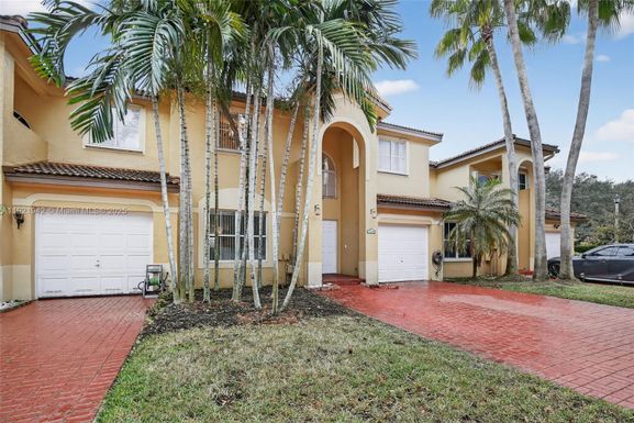 14076 S Forest Oak Cir, Davie FL 33325