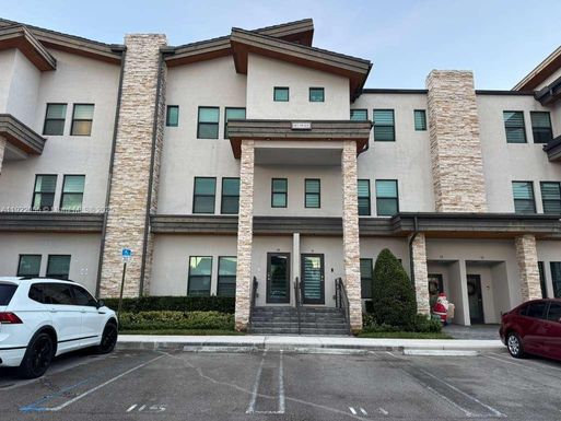 10473 NW 82nd St # 10, Doral FL 33178