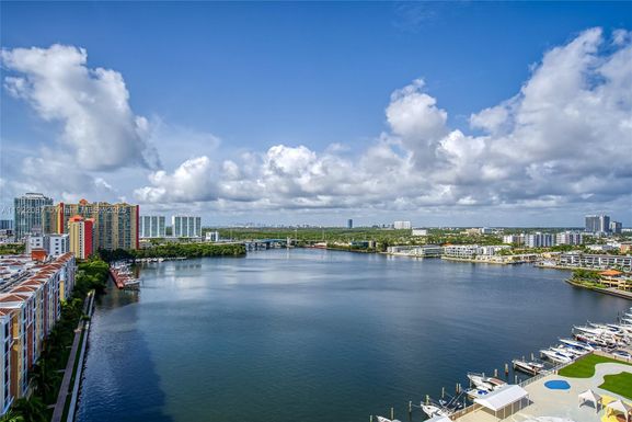 250 174th ST # 1704, Sunny Isles Beach FL 33160