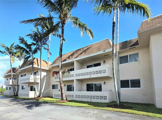 14500 SW 88th Ave # 255, Palmetto Bay FL 33176