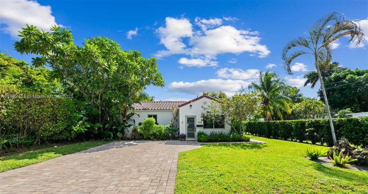 520 SW 12th Ct, Fort Lauderdale FL 33315