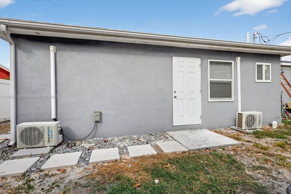 1510 NW 176th Ter # 1510, Miami Gardens FL 33169