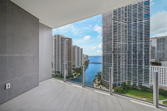 300 S Biscayne Boulevard Way # 1907W, Miami FL 33131