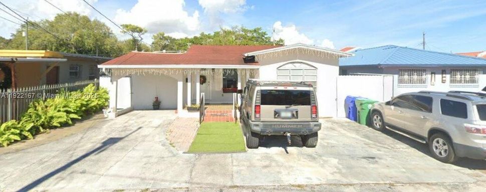 3631 SW 6th St, Miami FL 33135