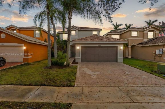 15854 SW 21st St, Miramar FL 33027