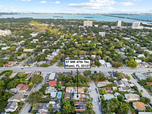 37 NW 47th Ter, Miami FL 33127