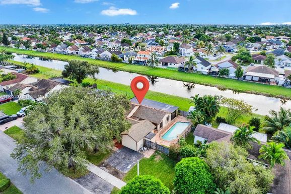 15512 SW 142nd Ct, Miami FL 33177