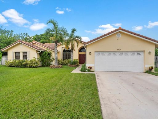 16621 Royal Poinciana Ct, Weston FL 33326