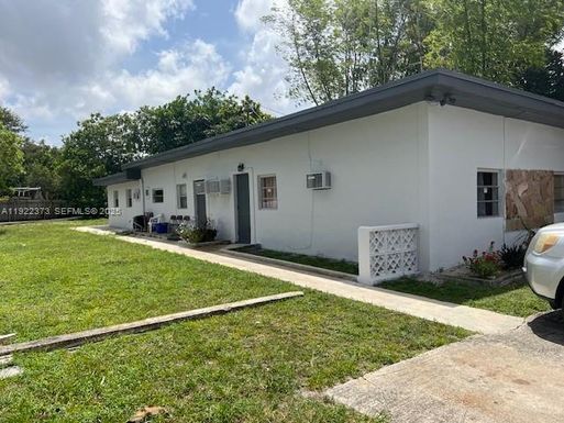 2784 SW 14th St # 2, Fort Lauderdale FL 33312