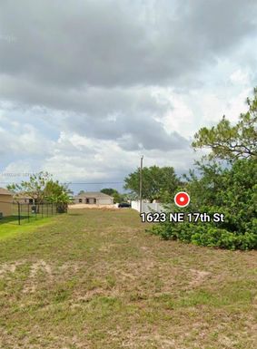 1623 NE 17th ST, Cape Coral FL 33909