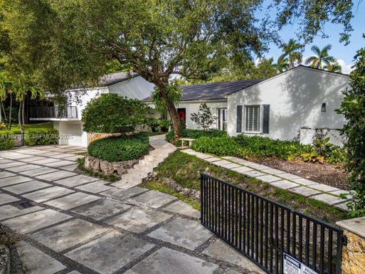 7000 Robles St, Coral Gables FL 33143