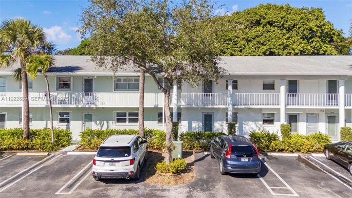 2300 SW 22nd Ave # 109, Delray Beach FL 33445