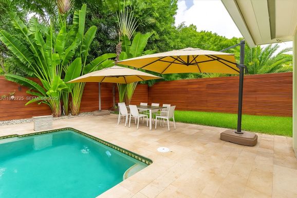 4190 Pamona Ave, Miami FL 33133