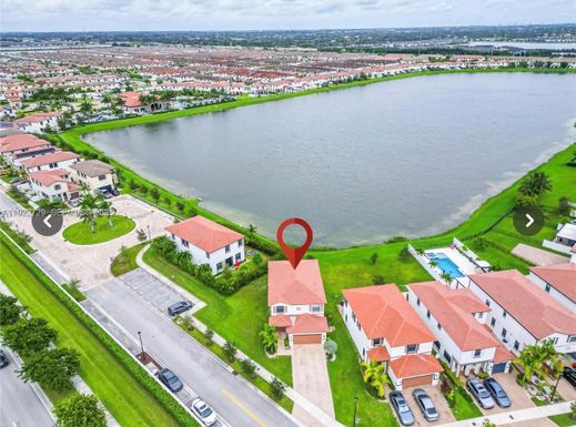 10091 W 35th Ln # 10091, Hialeah FL 33018